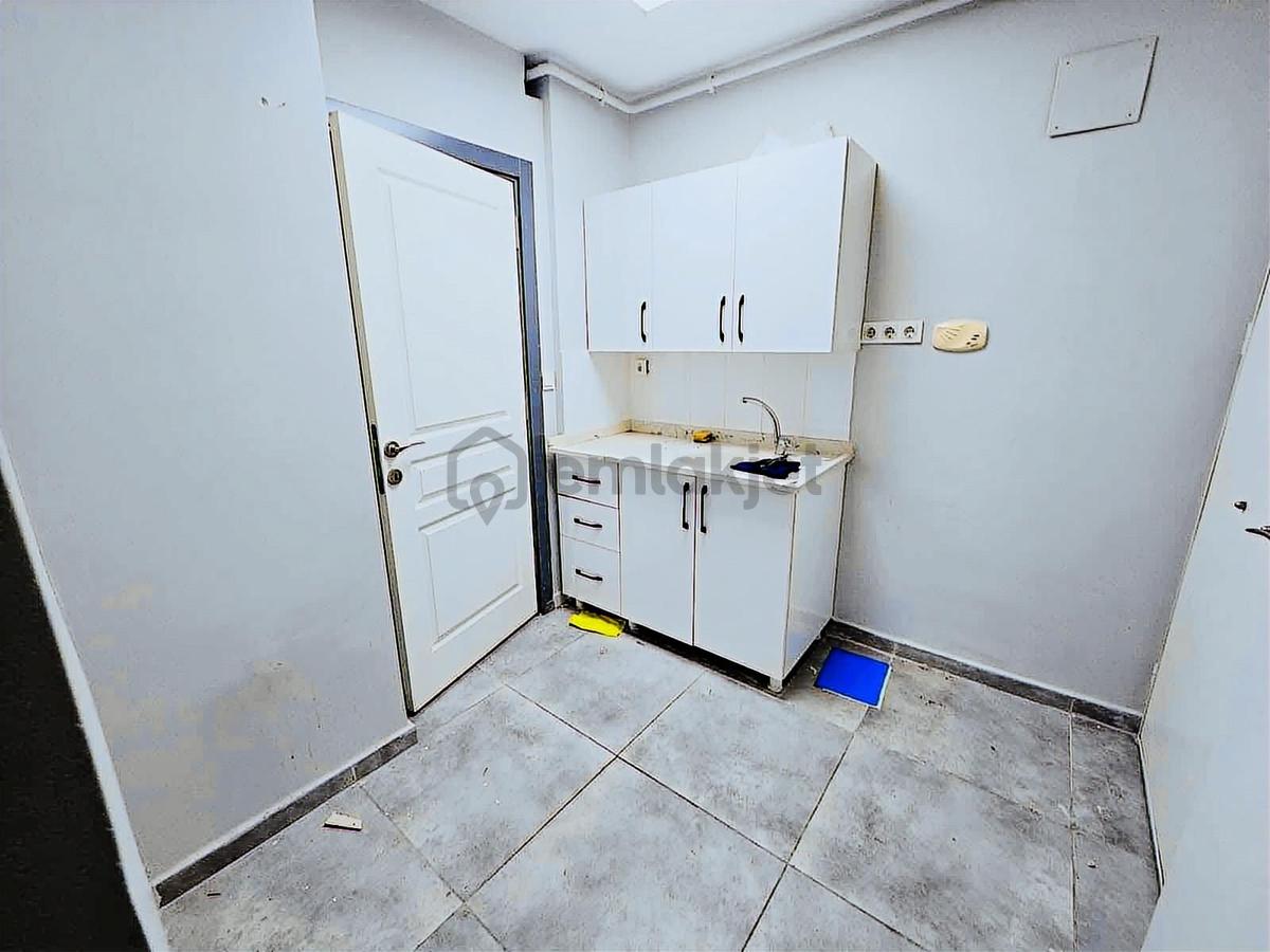 Ali Sepici Bulvarı Üzeri Satılık Tek Tapu 2 Dükkan135 M2 - 34