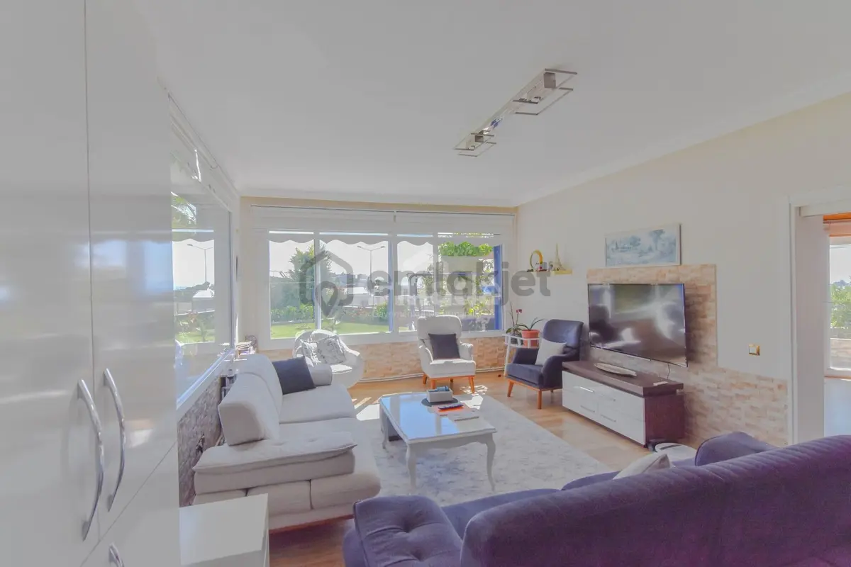 Kuşadası Karaova'da 4+1 Muhteşem Villa - 3