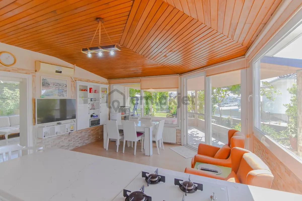 Kuşadası Karaova'da 4+1 Muhteşem Villa - 6