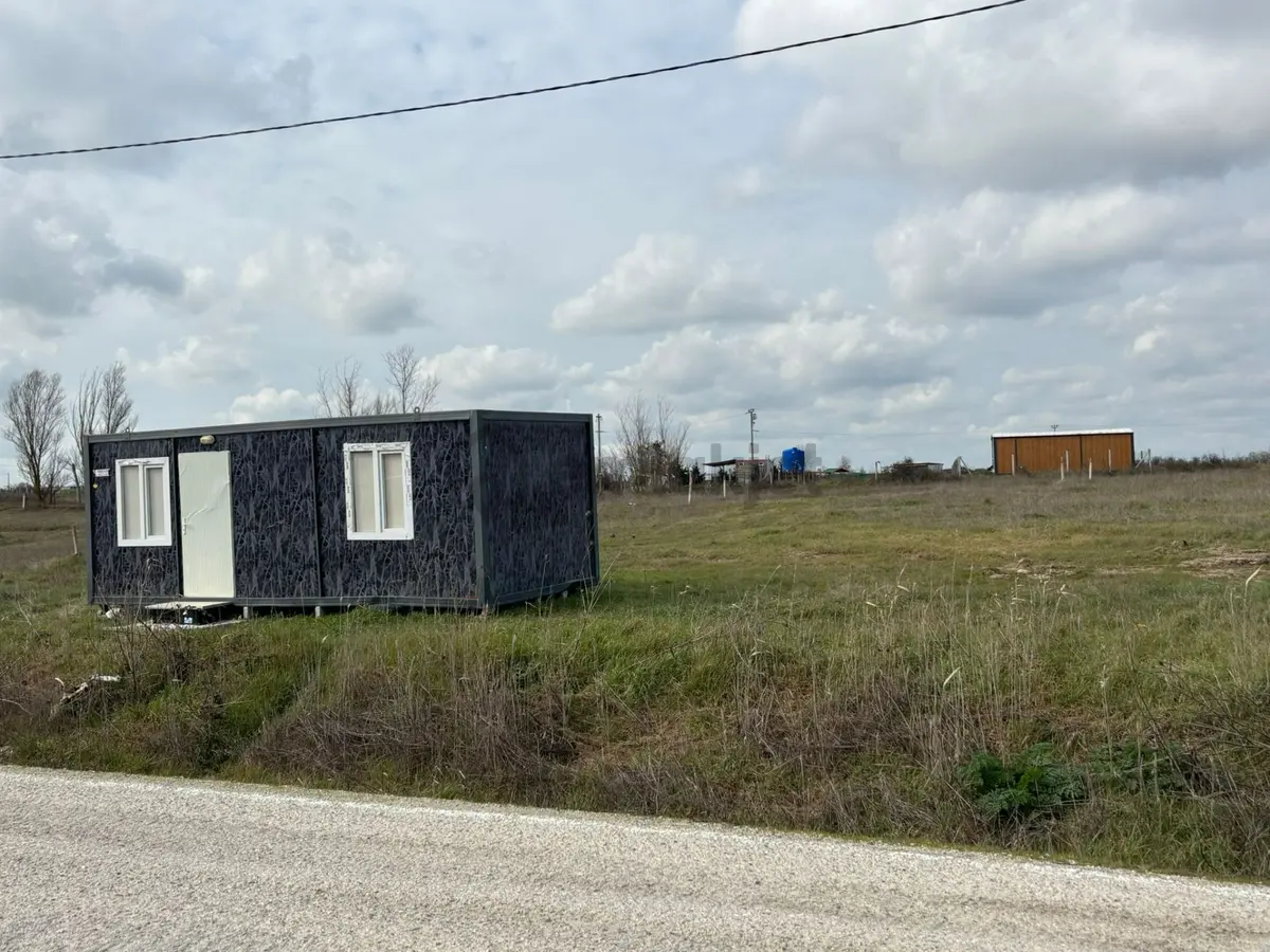 Güven'den Saray'da 300m² İmarlı Tek Tapu Yola Cephe Arsa !!!!!!! - 32