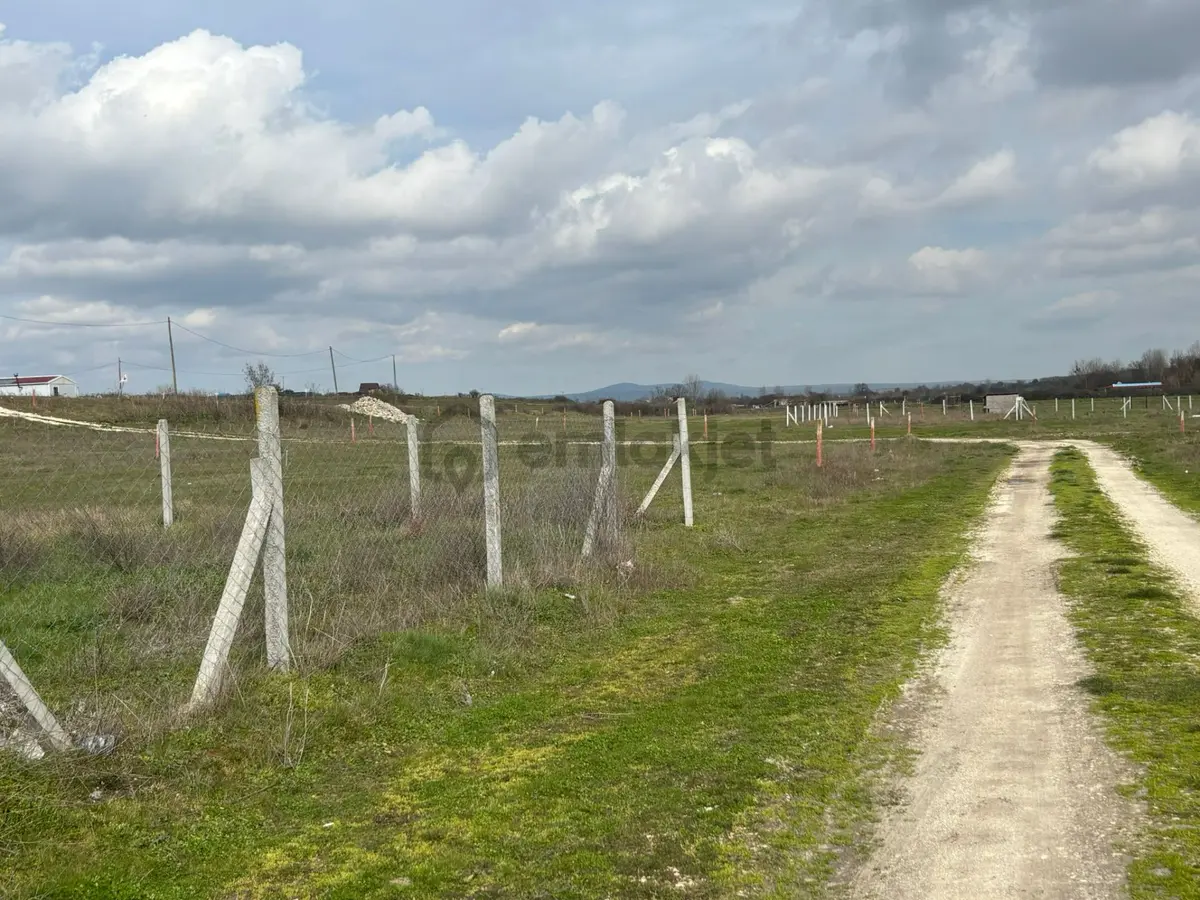 Güven'den Saray'da 300m² İmarlı Tek Tapu Yola Cephe Arsa !!!!!!! - 24