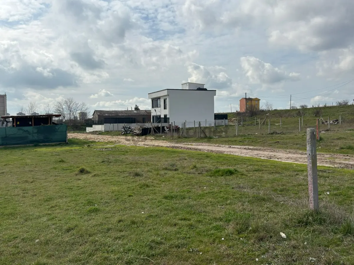Güven'den Saray'da 300m² İmarlı Tek Tapu Yola Cephe Arsa !!!!!!! - 13