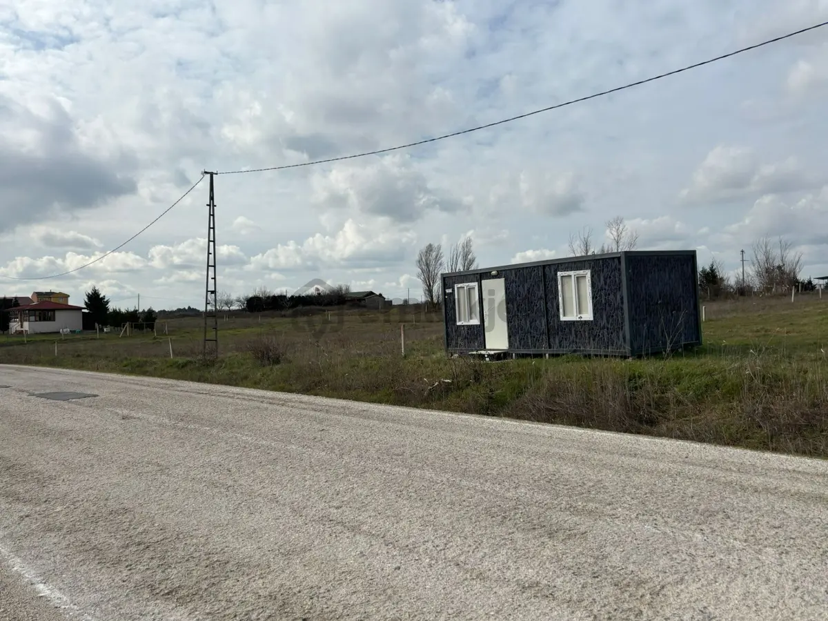 Güven'den Saray'da 300m² İmarlı Tek Tapu Yola Cephe Arsa !!!!!!! - 29