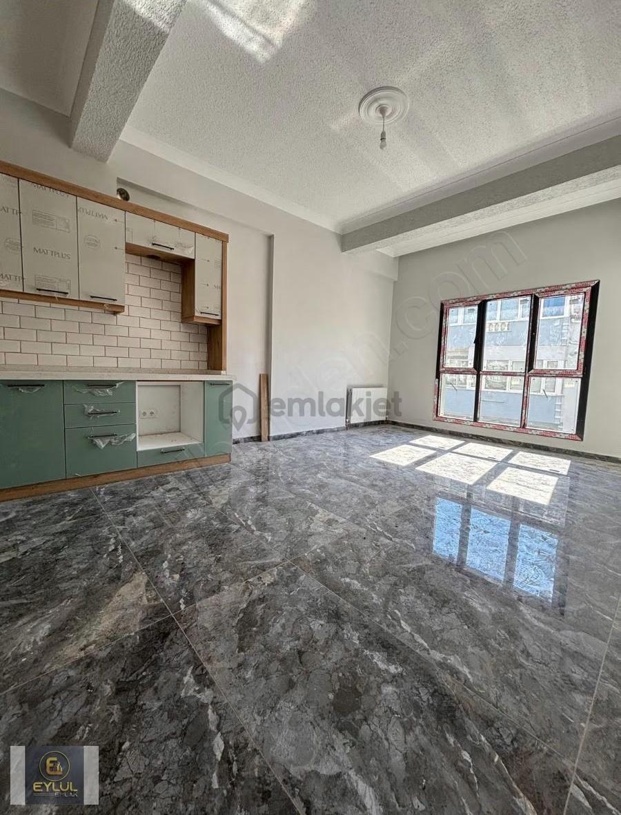 Balıkesir Burhaniye Bahçelievler 2+1 Açık Mutfak Satılık Daire