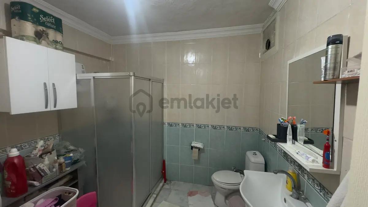 Bahçelievler De Satılık 3+1 Kapalı Mutfak Daire - 21