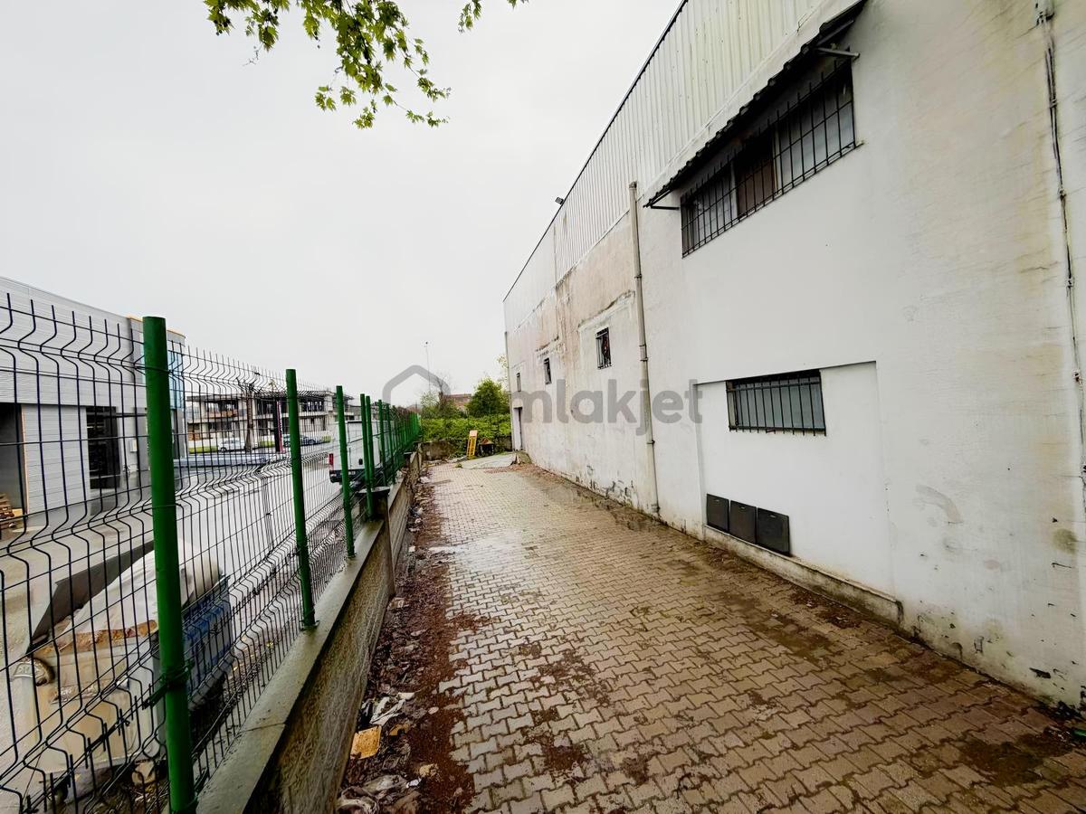 Erenler'de Satılık 1326m² Arsa Üzerinde Fabrika Binası - 16