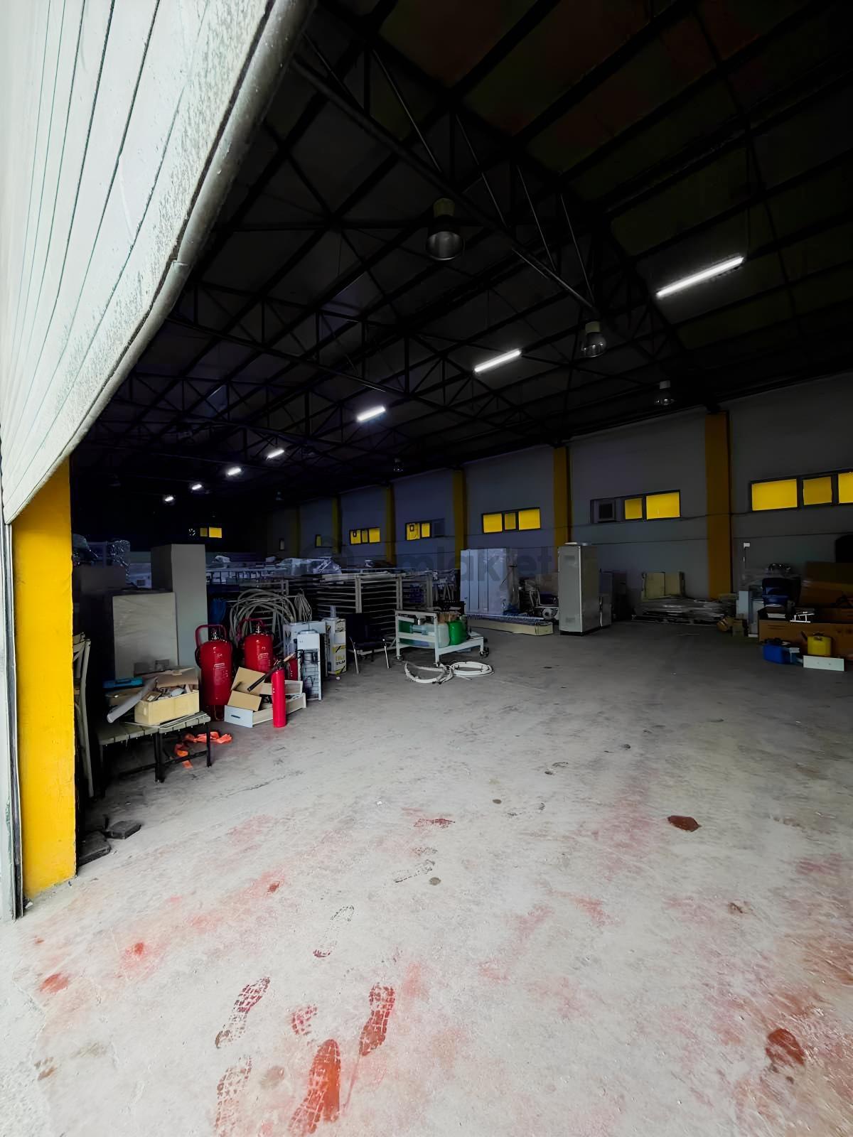 Erenler'de Satılık 1326m² Arsa Üzerinde Fabrika Binası - 31