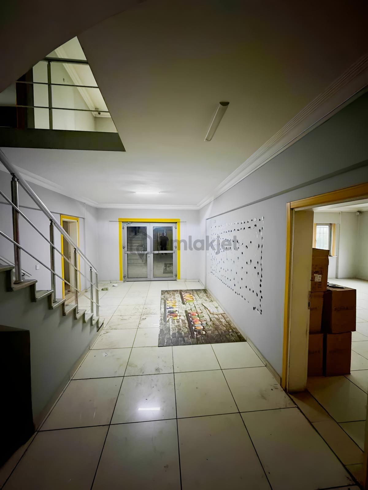 Erenler'de Satılık 1326m² Arsa Üzerinde Fabrika Binası - 29
