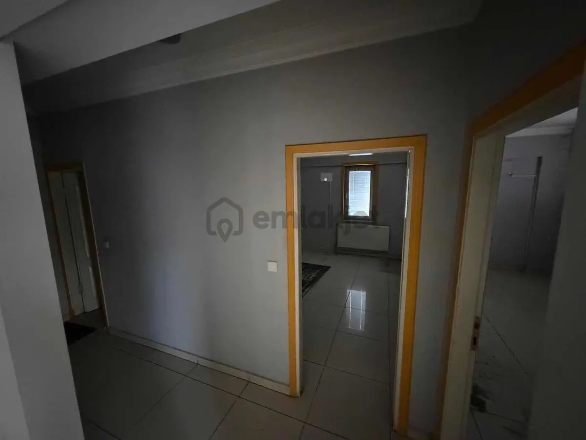 Erenler'de Satılık 1326m² Arsa Üzerinde Fabrika Binası - 10