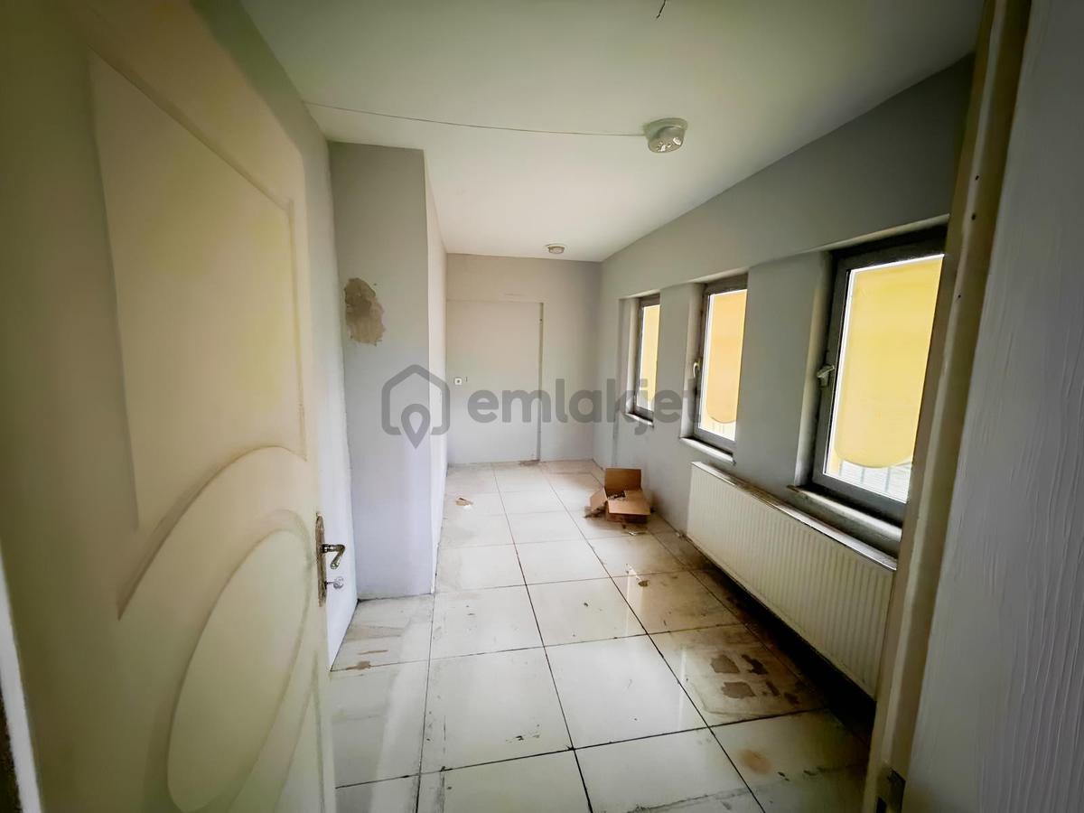 Erenler'de Satılık 1326m² Arsa Üzerinde Fabrika Binası - 24