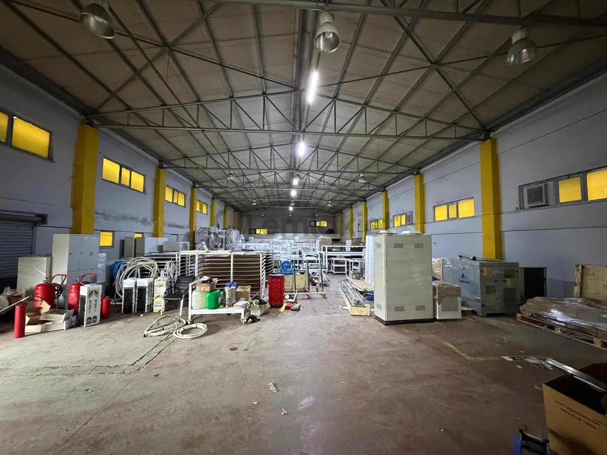 Erenler'de Satılık 1326m² Arsa Üzerinde Fabrika Binası - 9