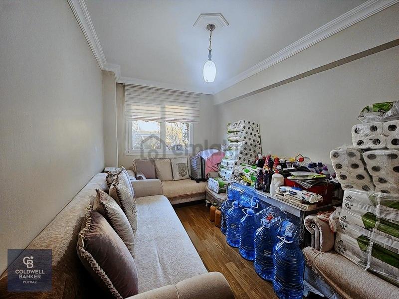Menderes Merkezde Satılık 130 M² 3+1 Geniş Daire - 10