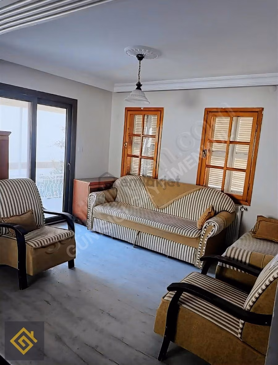 Satılık 3+1 180m2 Villa Detaylar İçin Gsm - 10