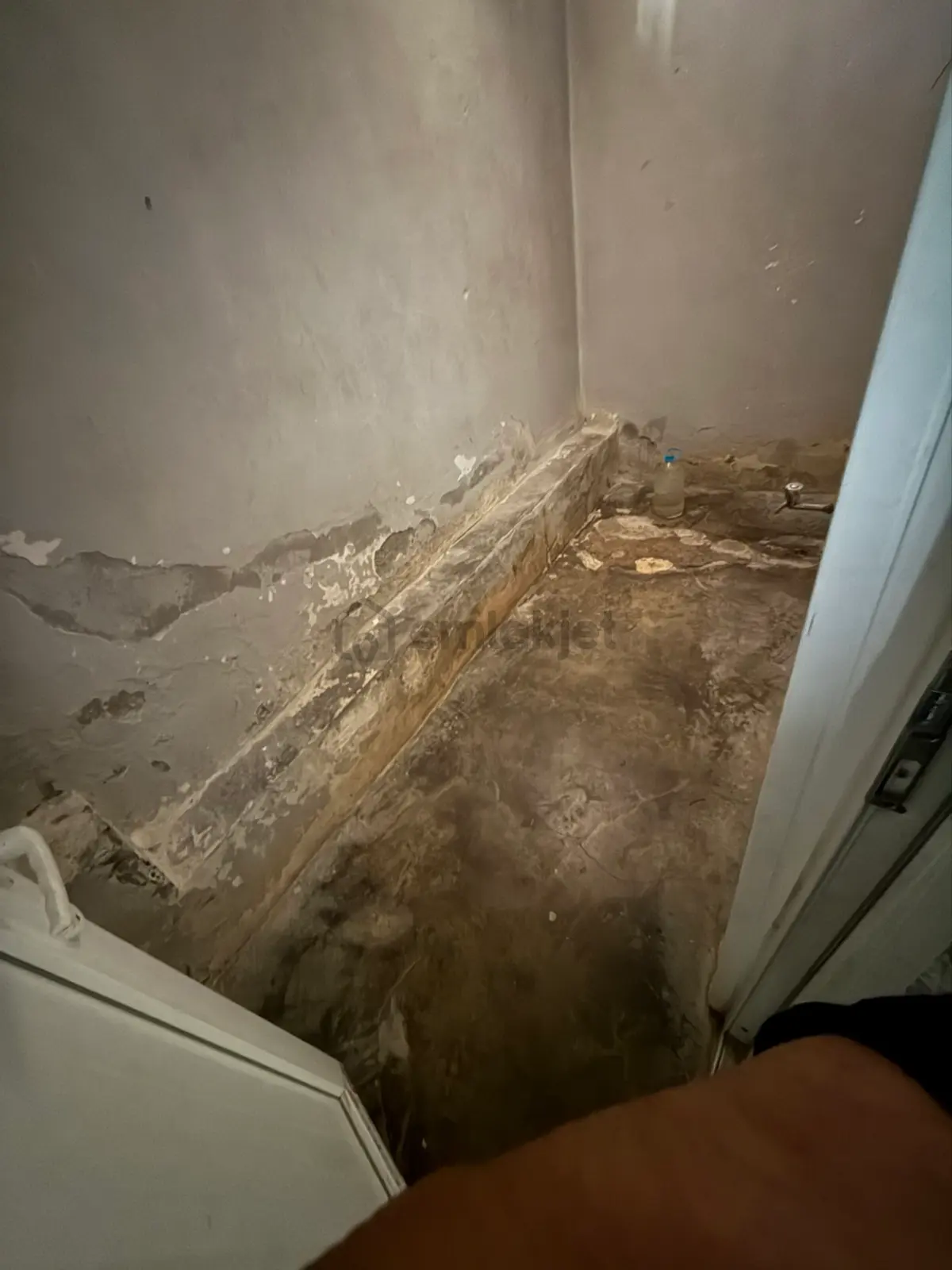 Uzaydan Hoşğörde Satlık 2 Katlı Müstakiı Ev - 4