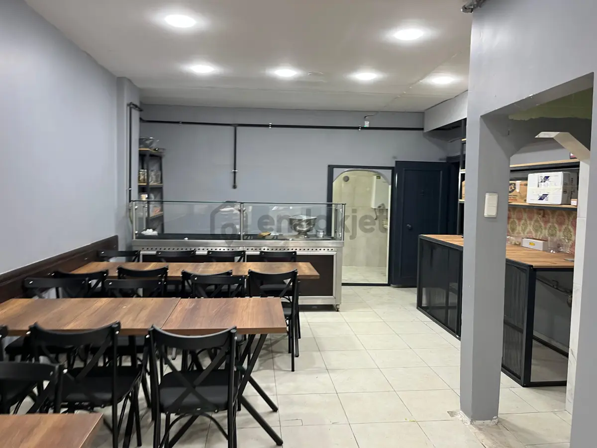 Uğurmumcu’da Net:70m2 Satılık Dükkan - 31