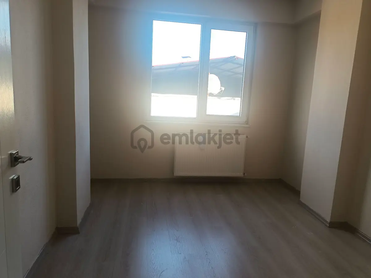 Karacaömer Mahallesi Satılık Geniş 3+1 Daire - 10