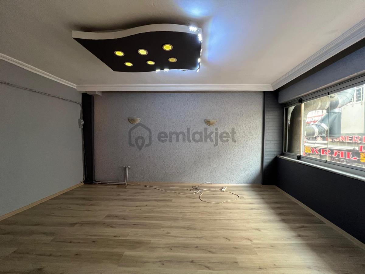 Molla Team'den Merkezi Konumda 160m2 Satılık Dükkan - 32