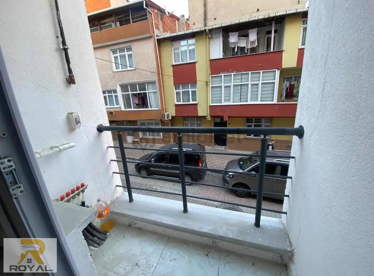 S.çeşmede 2.5+1 100 M2 Lüx Arakat Sıfır Daire - 5