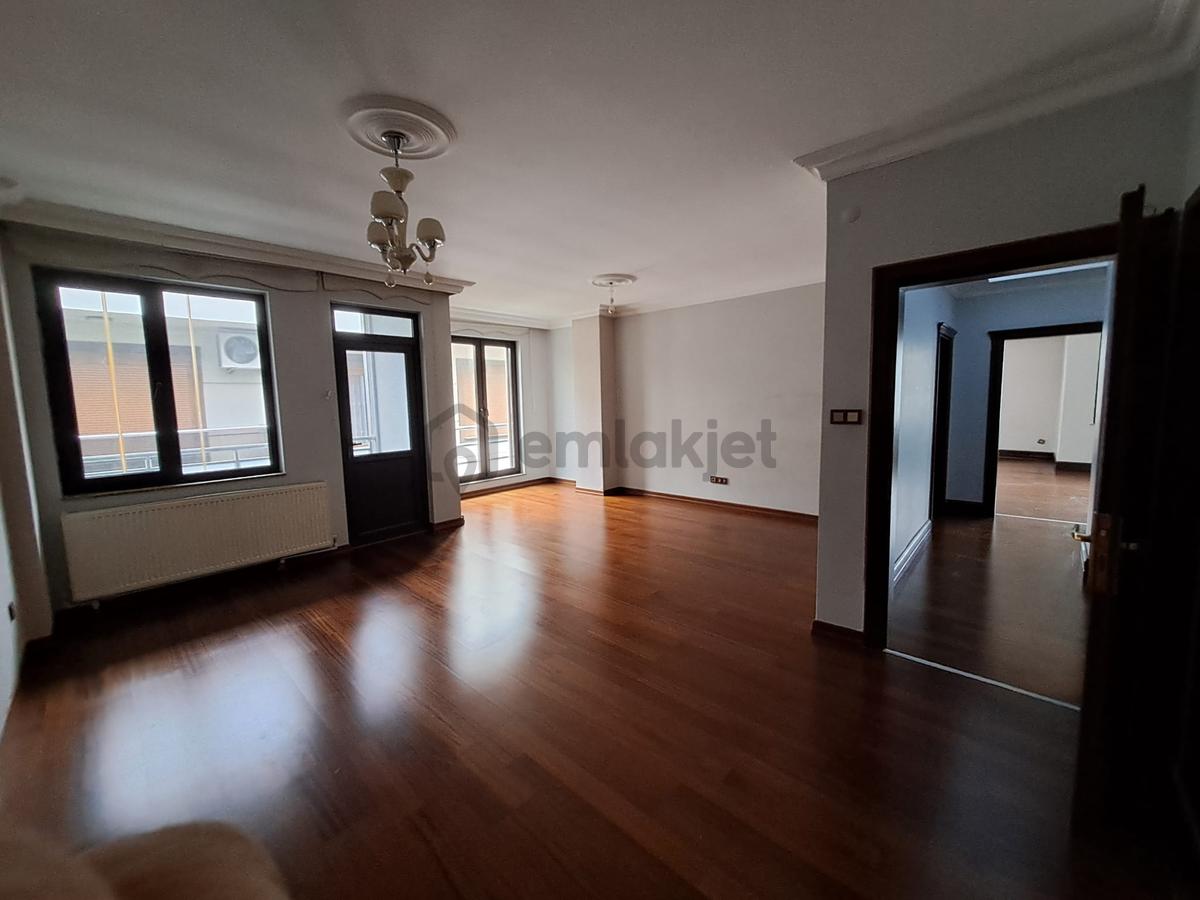 Eski Hastahane Caddesi Üzeri Satılık 4+1 Dubleks - 3