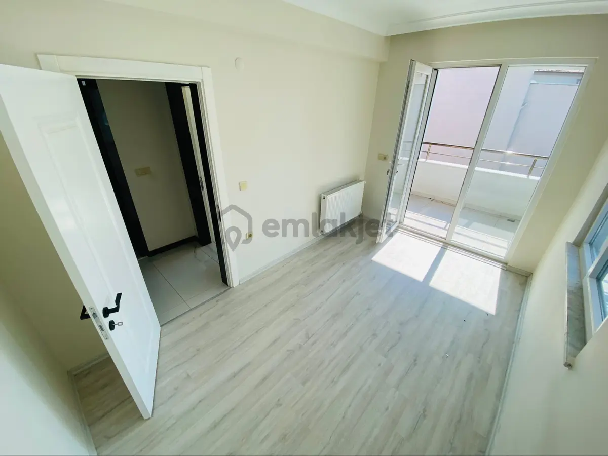 Karaağaç'ta Ara Kat Sıfır 2+1 Satılık Ferah Daire - 27