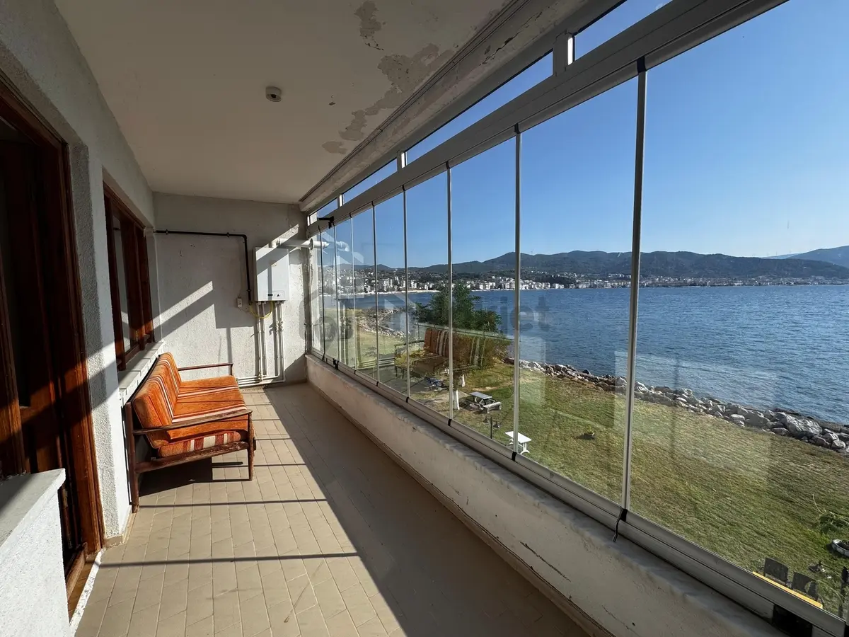 Panaromik Deniz Mazaralı Denize Sıfır 2+1 Ara Kat Daire - 3