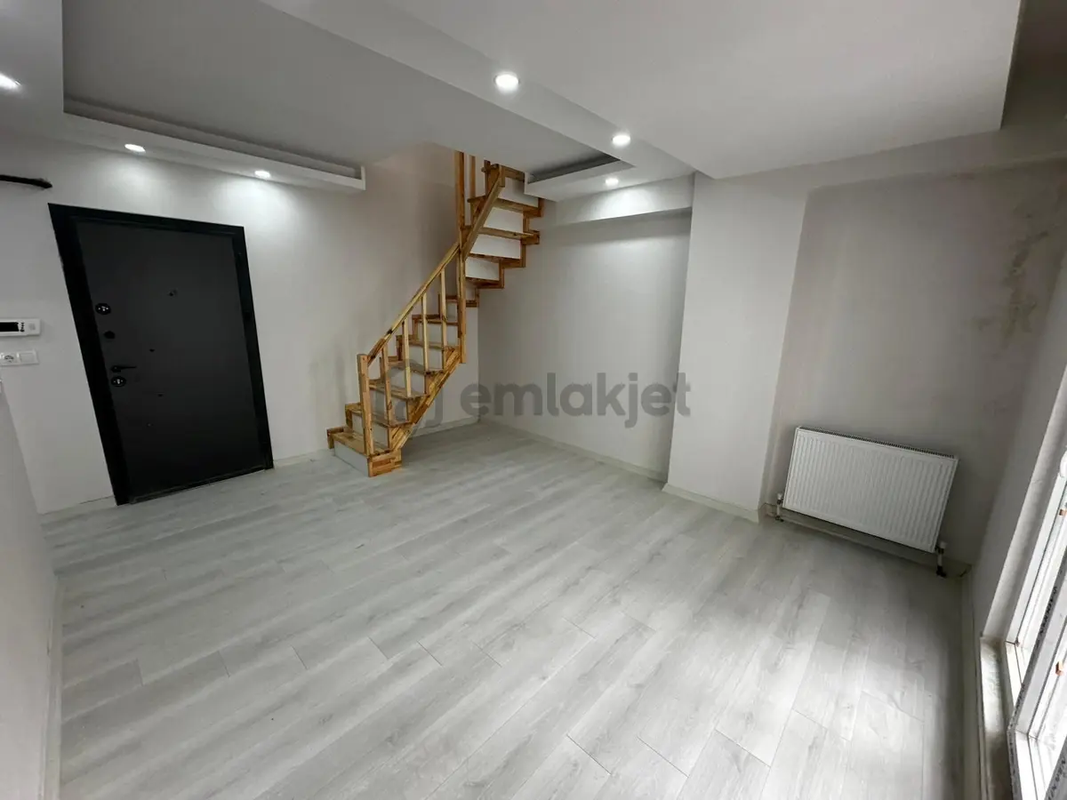 Beylikdüzü Yakupluda Sıfır Dubleks Daire - 9