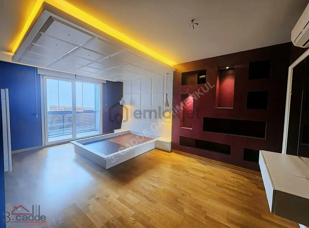 Bahçeşehir Sofa (boş) Gölet Manzaralı Full Tadilatlı 5+1 Daire - 19