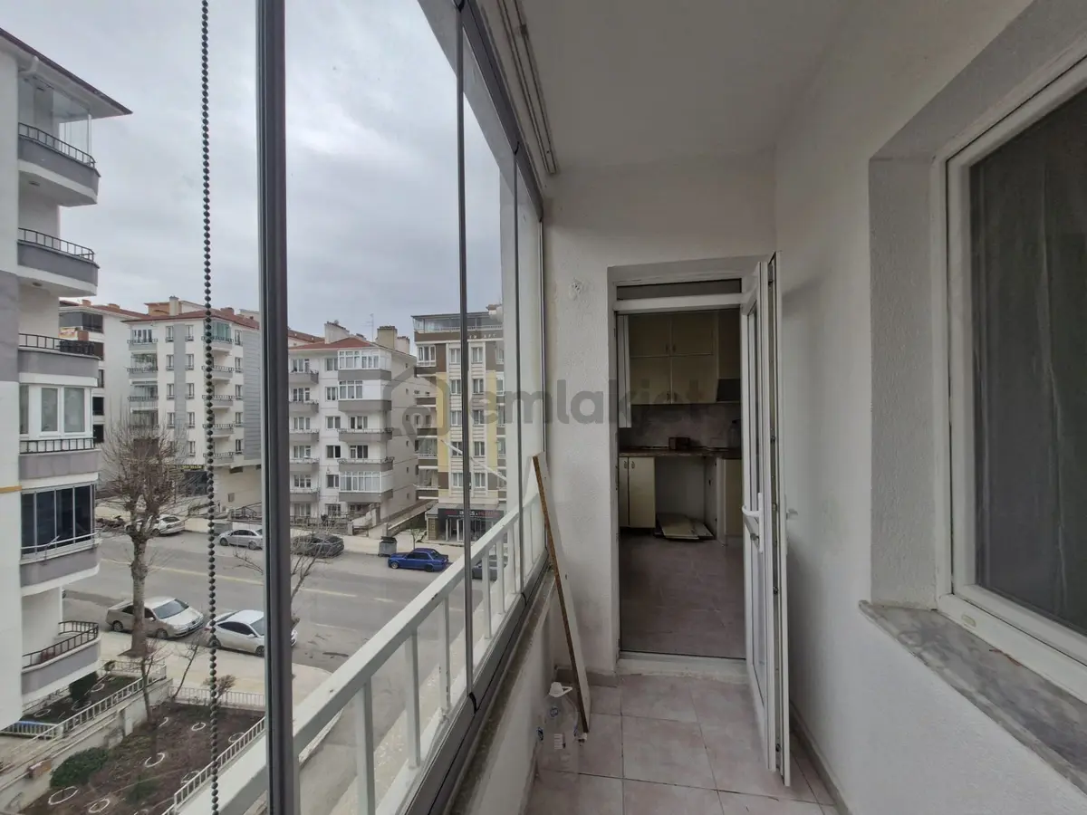 Bahçelievler Mah. Devlet Hastanesi Yakını Cadde Cepheli Satılık Daire