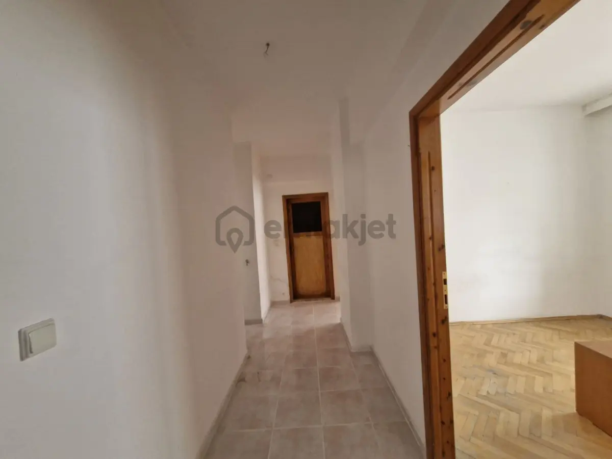Bahçelievler Mah. Devlet Hastanesi Yakını Cadde Cepheli Satılık Daire - 5