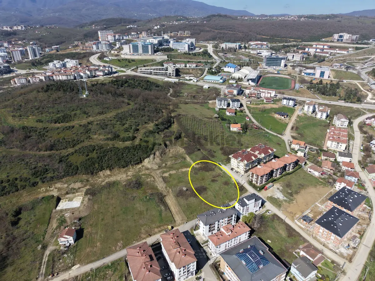 Konuralp Üniversite Yerleşkesi'nde 1564 M2 Satılık Arsa - 2