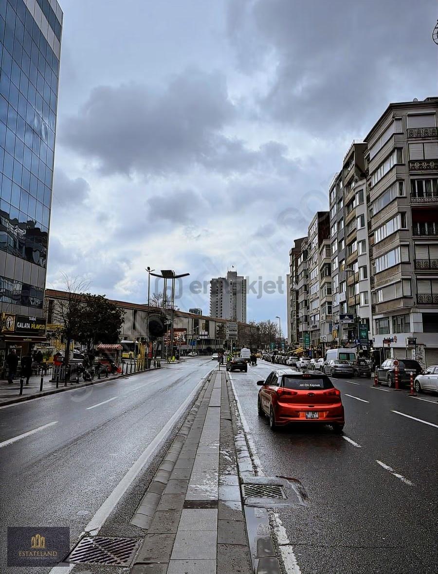 Şişli Osmanbey Cadde Üzerinde 90m2 Sıfırlanmış 2+1 Satılık Daire - 2