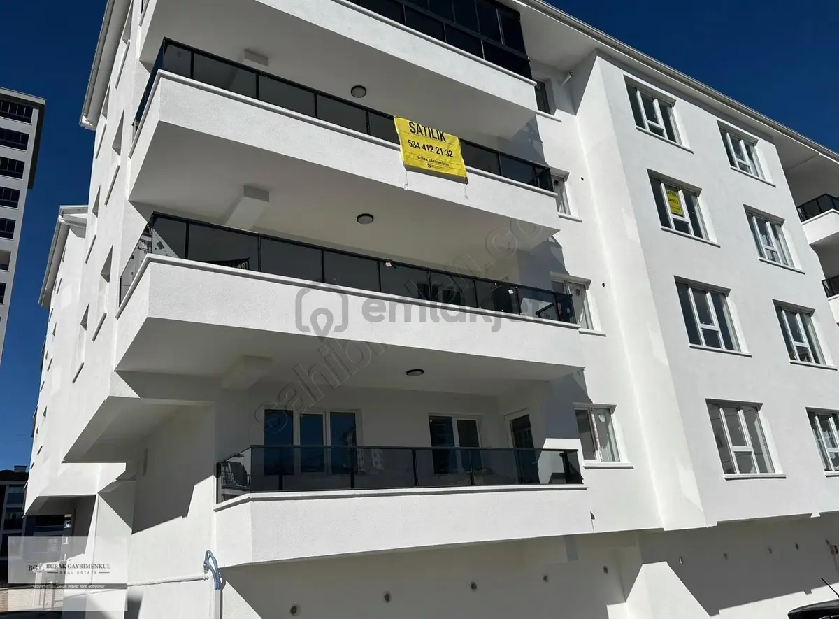 Mustafa Kemal Mah. Ara Kat 135 M2 4+1 Ebeveyn Banyolu İskanlı