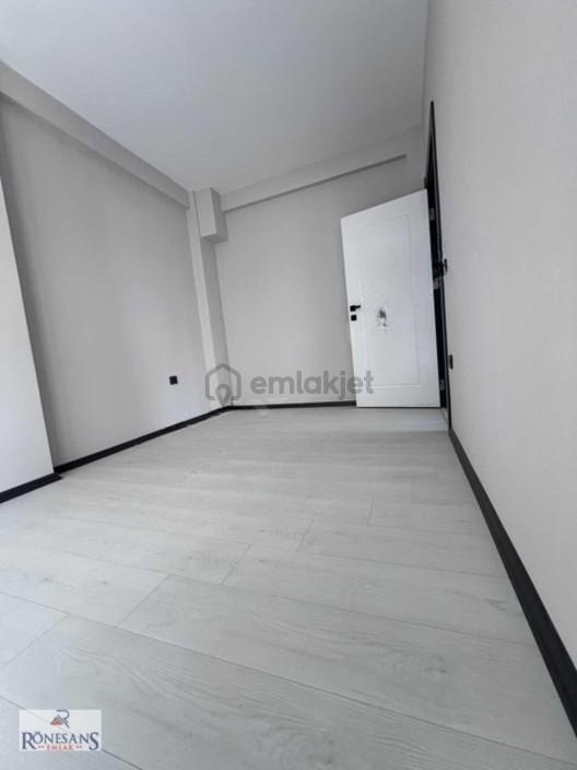 Rönesans Emlak'tan İncesu'da Kiralık 1+1 Daire - 10