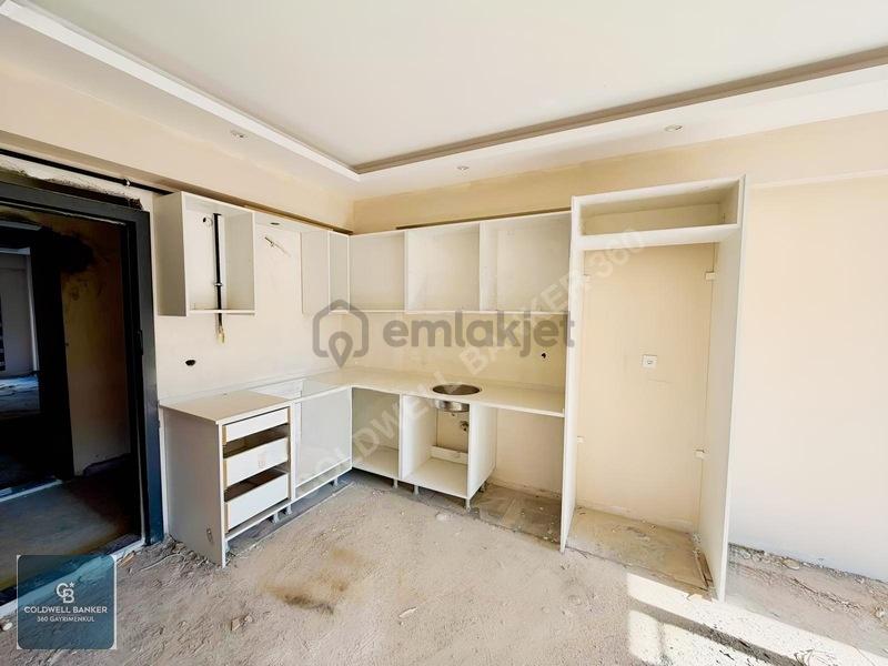 Villakent'te Konsept Site İçerisinde Satılık 1+1 Daire - 13