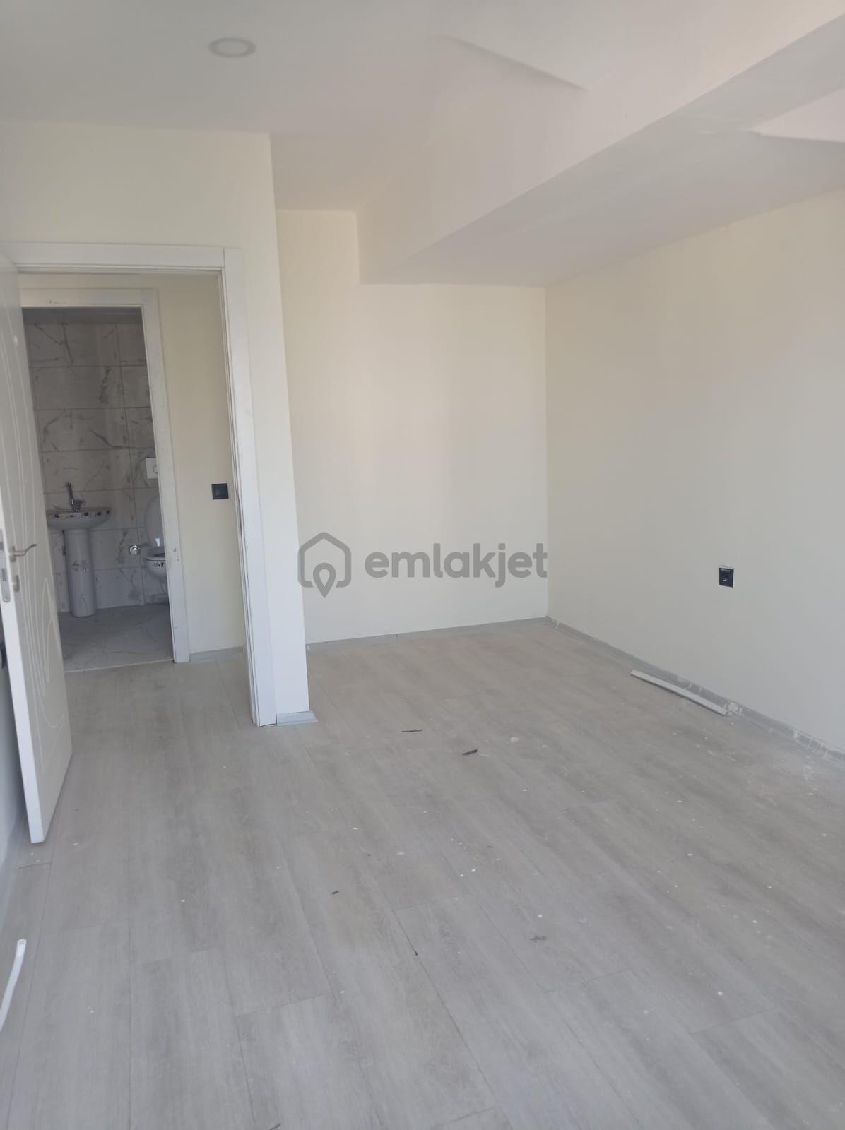 Sahibinden Çift Cepheli Köşe Çatı Dubleks İskanlı Daire - 22