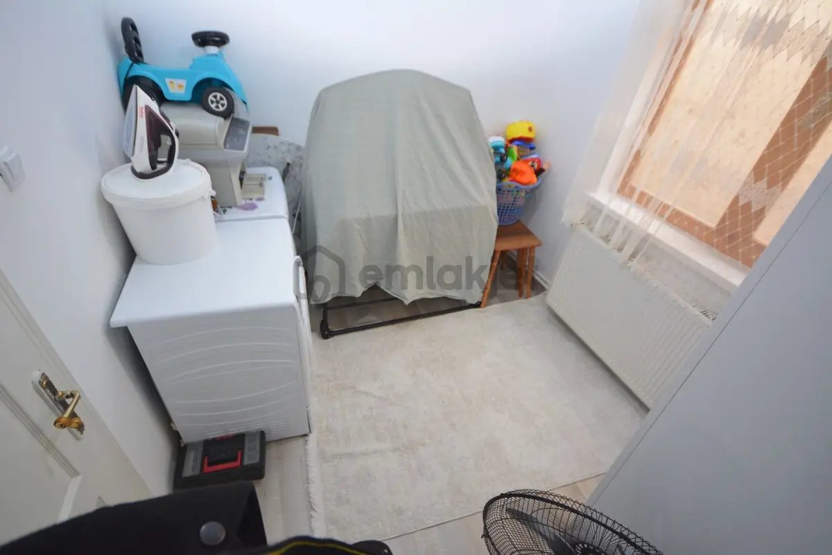 30 Ağustos Mahallesinde 2+1 Acil Satılık Y.giriş Daire - 21