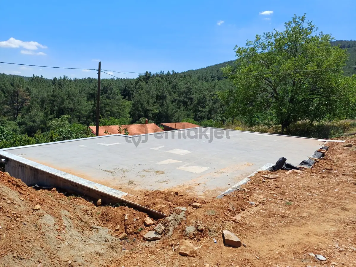 İzmir Bayındır Dernekli De Satılık %50 Köyiçi İmarlı 195 M2 İki Kat Etrafında Taş Evler Yapılıyor - 6