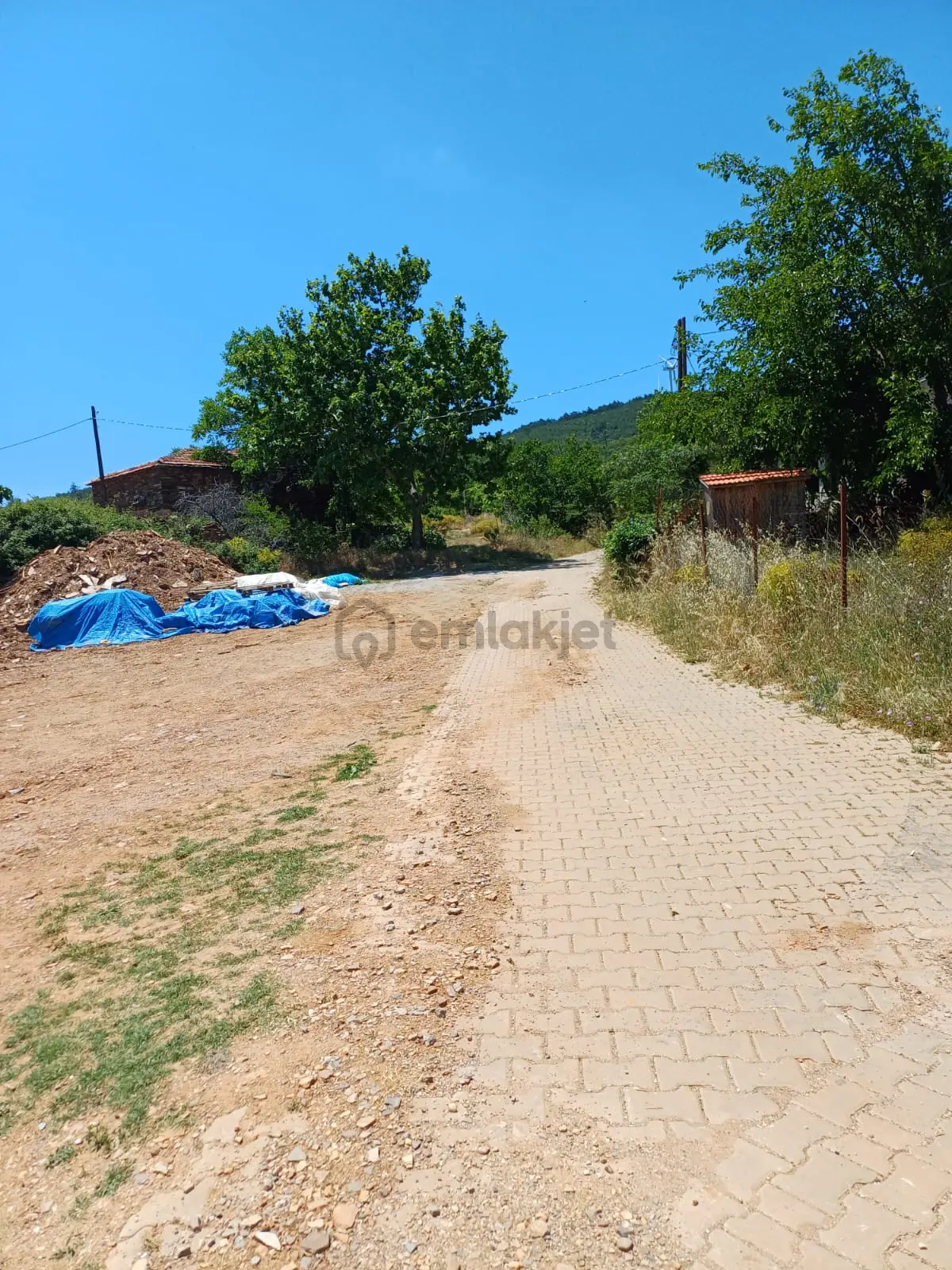 İzmir Bayındır Dernekli De Satılık %50 Köyiçi İmarlı 195 M2 İki Kat Etrafında Taş Evler Yapılıyor - 13