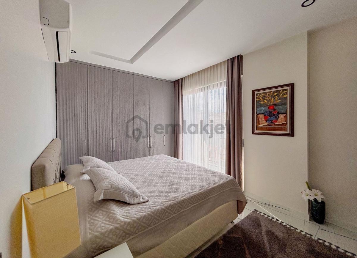Kuşadası Bayraklıdede Satılık Lüks Villa - 17