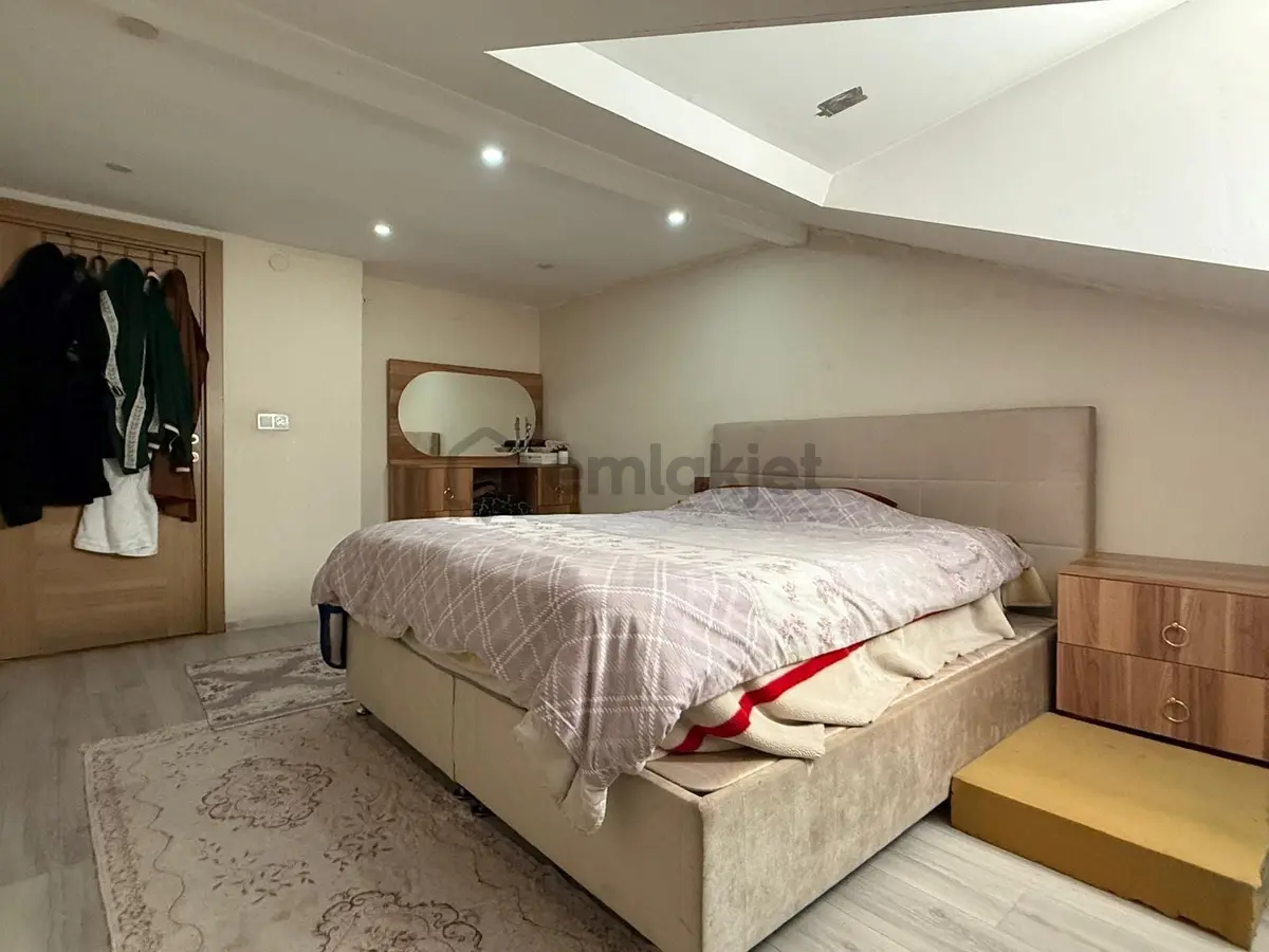 Başakşehir Güvercintepe Mahallesi Satılık 4+2 Dubleks Daire - 12