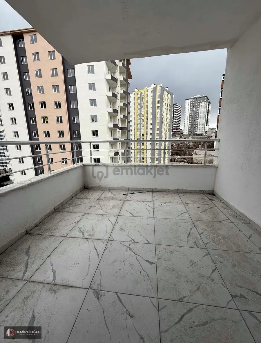 Papatya Cad. **187m2 3+1**// Çift Banyo // Sıfır Oturuma Hazır - 11