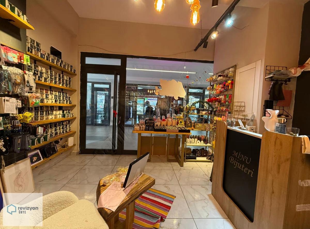 Revizyon'dan ***devren Kiralık Bijuteri*** - 10
