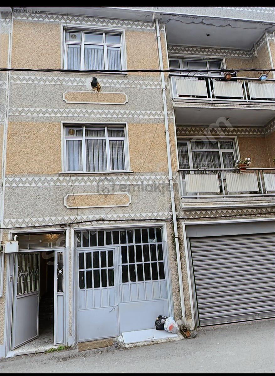 3 Katlı Resmi Bahçeli Müstakil Bina - 8