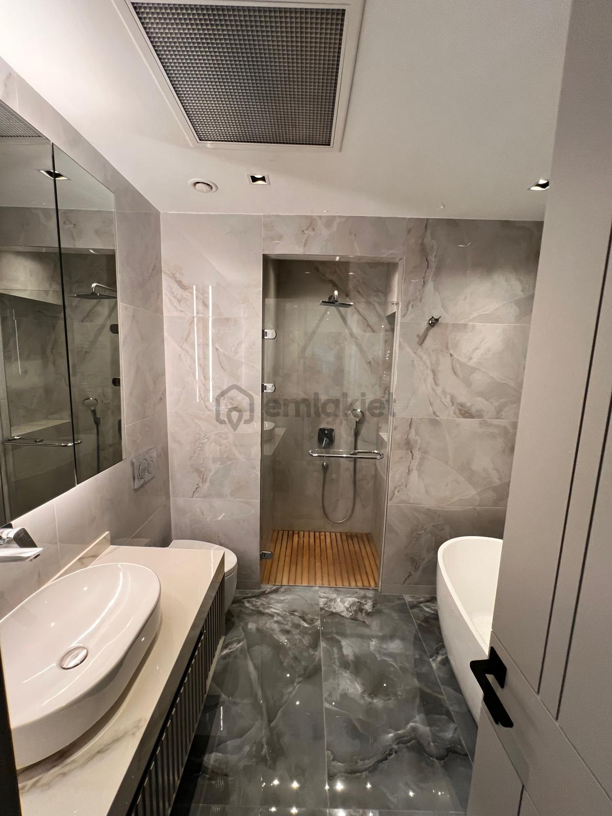 Kempinski Residence'ta Manzaralı 2+1 Lüx Daire - 15