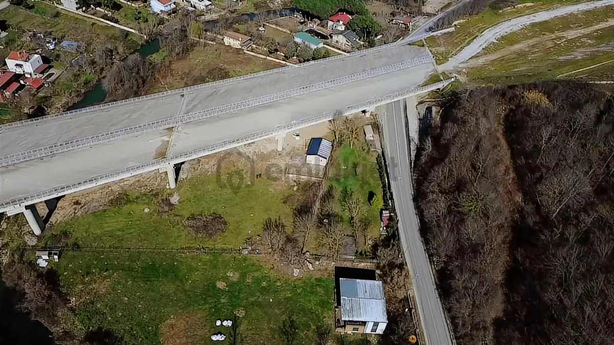 Acr Gyd'den Kabakoz'da Cadde Üzerinde Satılık 190m2 Arsa - 3