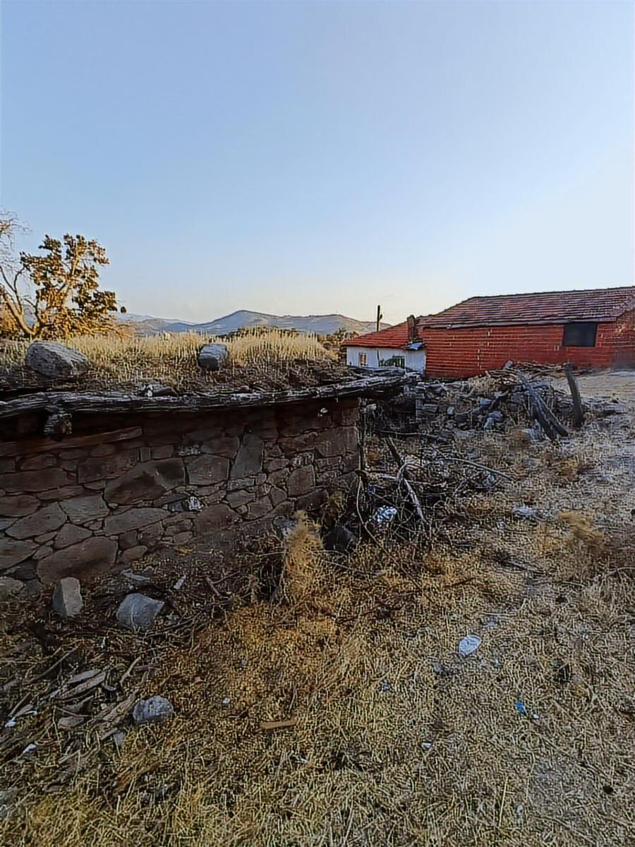Burhaniye Çamtepe Mahallesi'nde Satılık Arsa/ Taş Yapı - 4