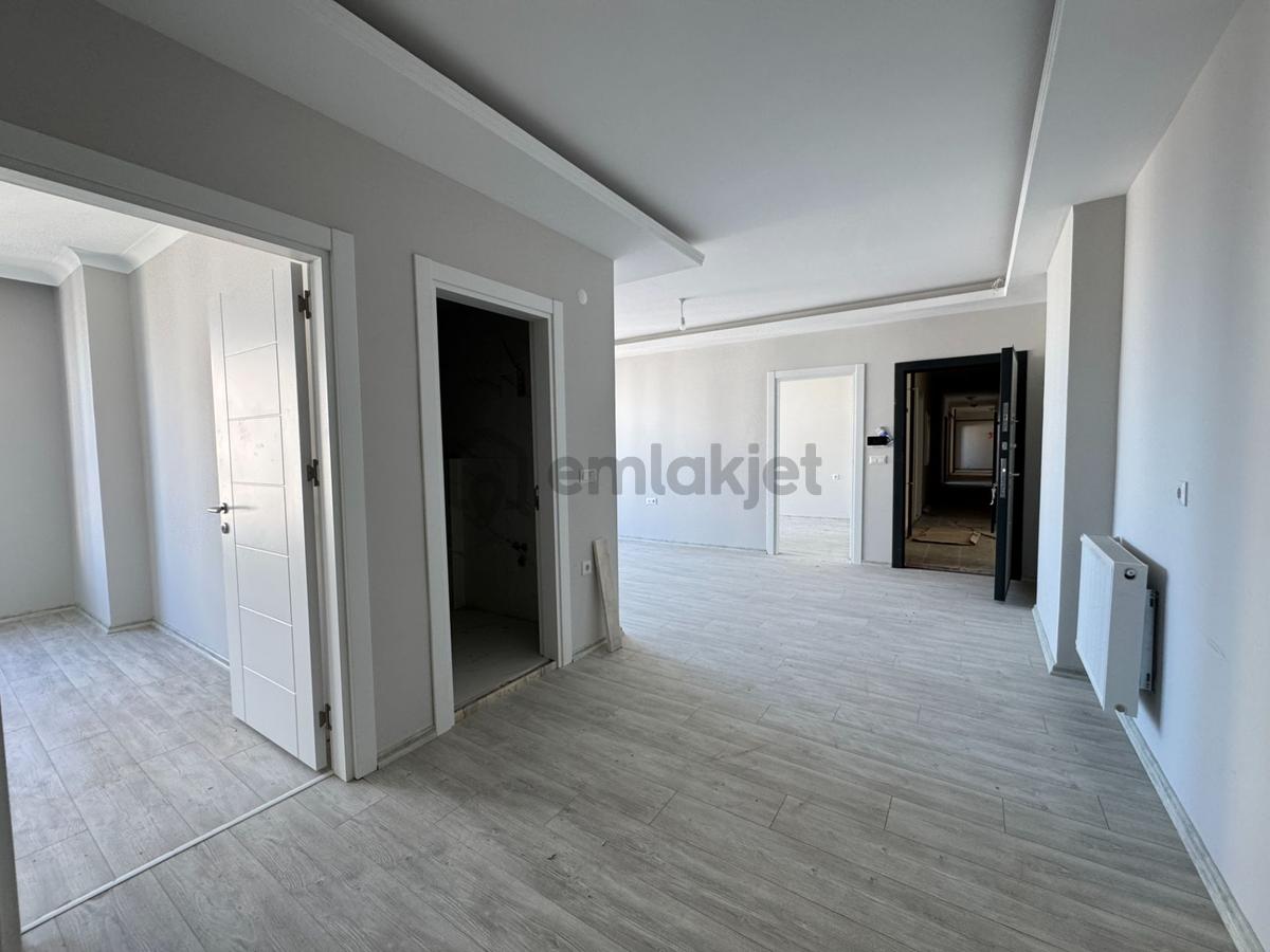 Trabzon 1 Nolu Bostancı Sitede 2+1 Satılık Konut - 9