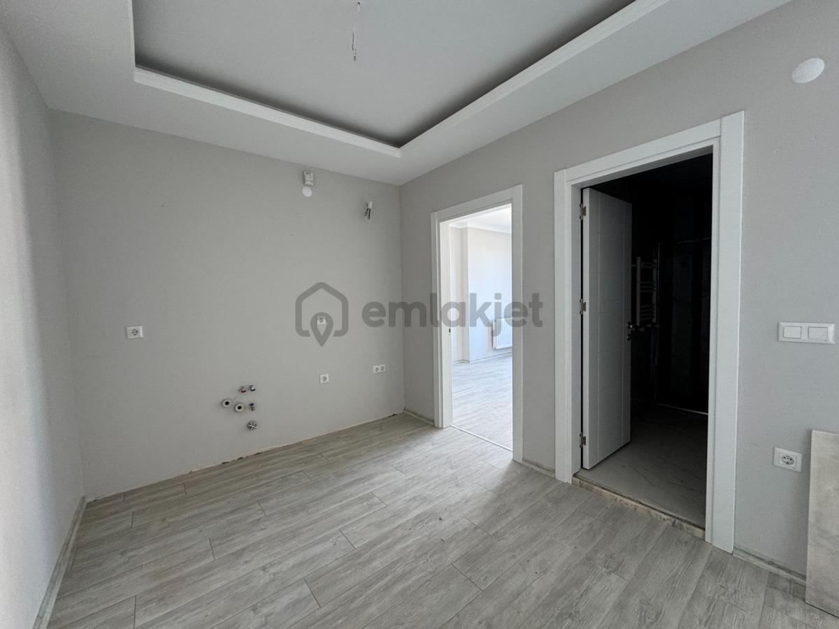 Trabzon 1 Nolu Bostancı Sitede 2+1 Satılık Konut - 8
