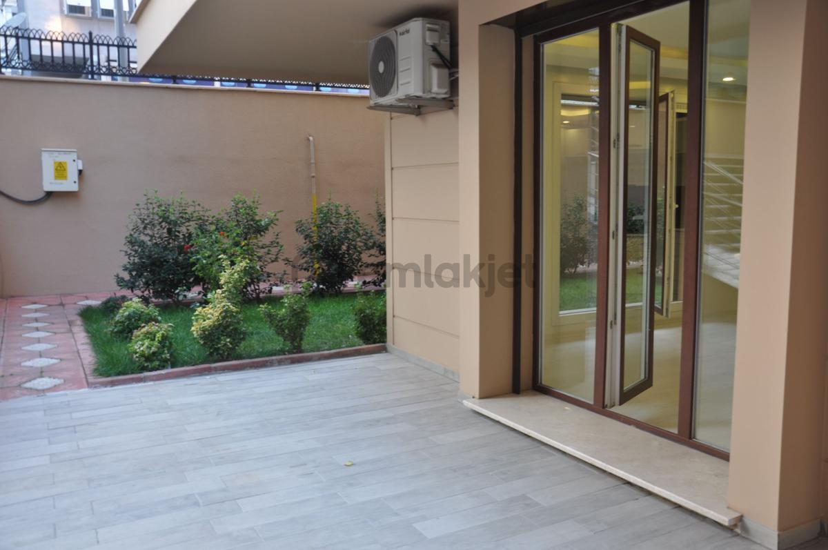 Bahçelievler Öz Mefa Sitesi Bahçe Kullanımlı 2+1 Satılık Daire - 17