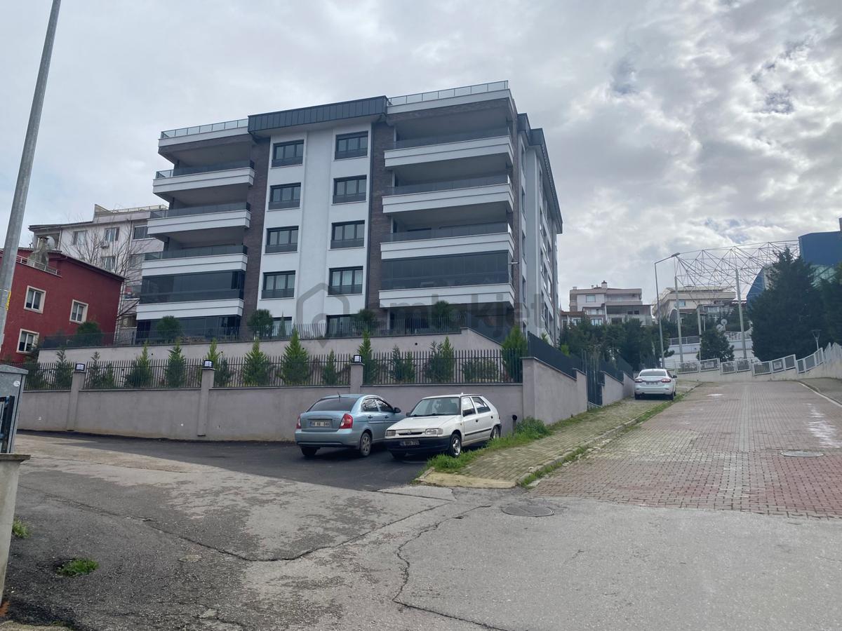 Konak Merkezde Lüx Daireler ... - 2